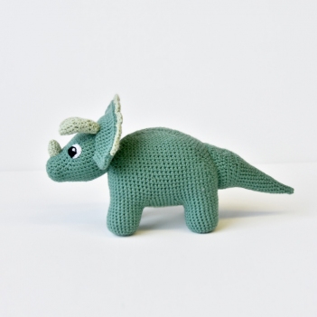 Triceratops Dinosaur amigurumi pattern by The Flying Dutchman Crochet Design