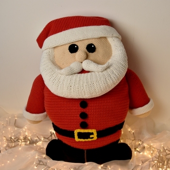 XXL Santa Claus amigurumi pattern by The Flying Dutchman Crochet Design