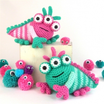 Jeepers and Creepers amigurumi pattern by Janine Holmes at Moji-Moji Design