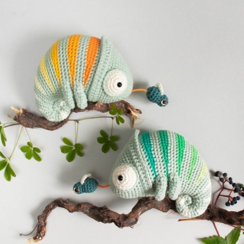 Chameleon Conrad - Musical Toy amigurumi pattern by Lalylala