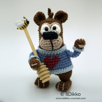 Boris the Bear amigurumi pattern by IlDikko