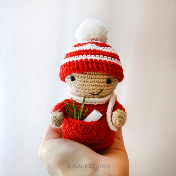 Little Elf with pocket amigurumi pattern by airali design