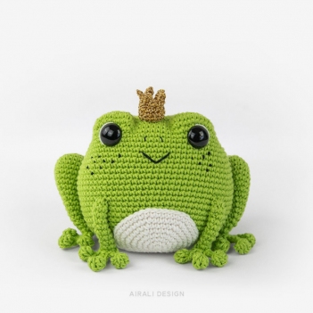 Prince Perry the Frog amigurumi pattern by airali design