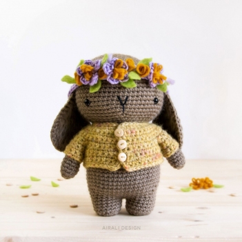 Spring Bunny amigurumi pattern by airali design