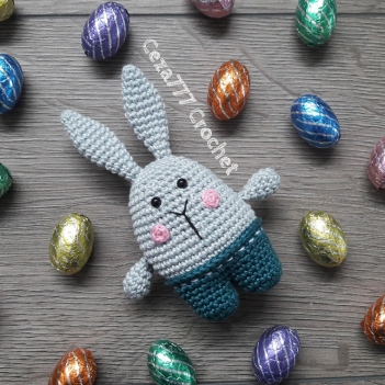 Easter Bunny amigurumi pattern