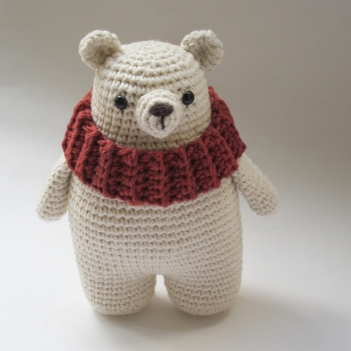 Leopold the polar bear amigurumi pattern