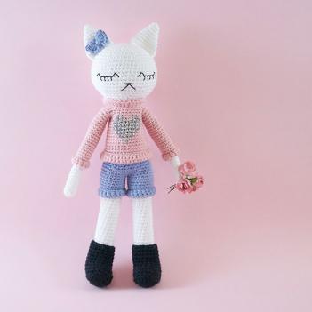 Lexie the Cat amigurumi pattern by LittleAquaGirl