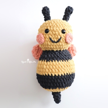 O'go Bumblebee amigurumi pattern