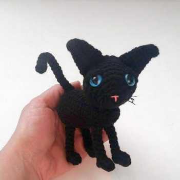 cute black cat amigurumi pattern