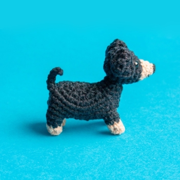dachshund sausage dog amigurumi pattern