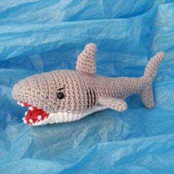 gray shark amigurumi pattern