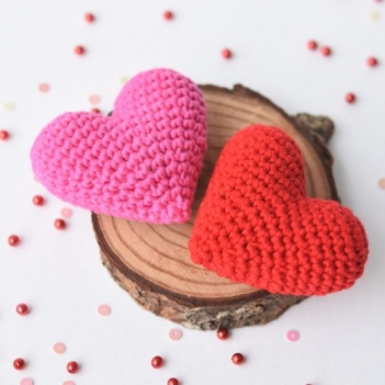little hearts amigurumi pattern