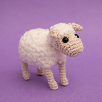 little sheep amigurumi pattern