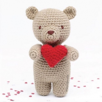 little valentine bear amigurumi pattern