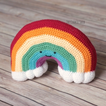 rainbow plushy amigurumi pattern