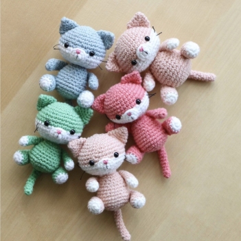 small kitty amigurumi pattern