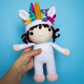 wanda the unicorn doll amigurumi pattern