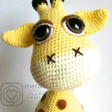 Flick the Giraffe amigurumi pattern by Meraki Craft Inc. 