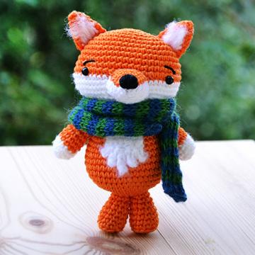 Jean the fox amigurumi pattern by airali design