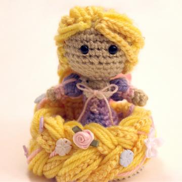 Rapunzel Doll amigurumi pattern by Sahrit