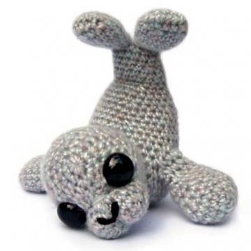 Sable the Seal amigurumi pattern by Patchwork Moose (Kate E Hancock)