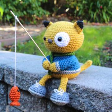 Spencer the fishing kitty amigurumi pattern by Little Muggles