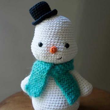 Toto's snowman amigurumi pattern