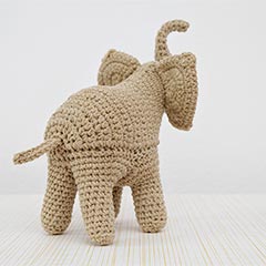 Trunk-Up Elephant amigurumi by StuffTheBody