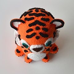 Tuba the Tiger amigurumi by The Flying Dutchman Crochet Design