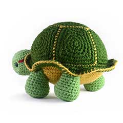 Orion the turtle amigurumi by Bluephone Studios